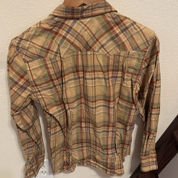 Woman’s Ralph Lauren flannel snap button Size 6 - Picture 5 of 5